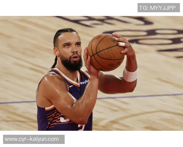 狄龙在比赛中频频假摔拉拽却依然赢得裁判青睐仿佛重回FIBA赛场