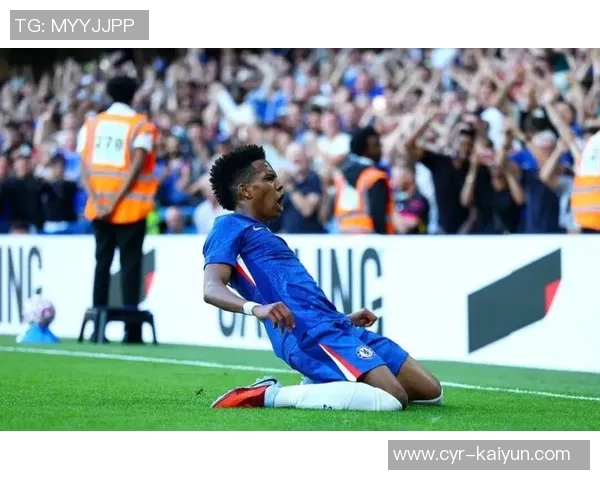 埃斯特旺首发仅五场却为巴西国家队斩获五球的惊人表现 埃斯特旺首发仅五场却为巴西国家队斩获五球的惊人表现