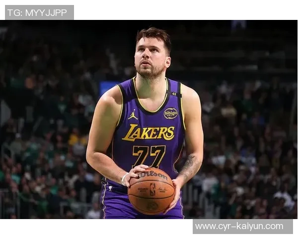 东契奇尽管失误频繁仍砍下38分11篮板5助攻展现超强实力