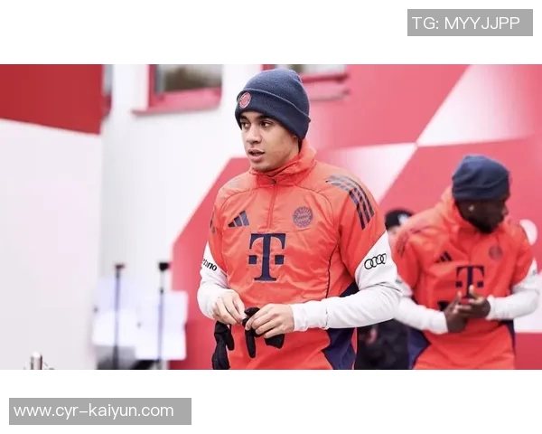 穆西亚拉冬歇期积极加练预计本月下旬重返赛场展现实力