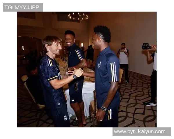 米利唐和贝林继续恢复训练阿诺德与吕迪格参与团队合练 米利唐和贝林继续恢复训练阿诺德与吕迪格参与团队合练