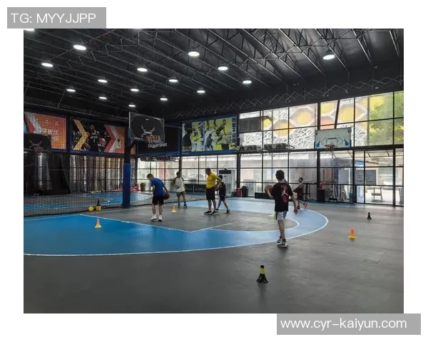 弗拉格分享与兄长共聚时光感受篮球带来的快乐与团结